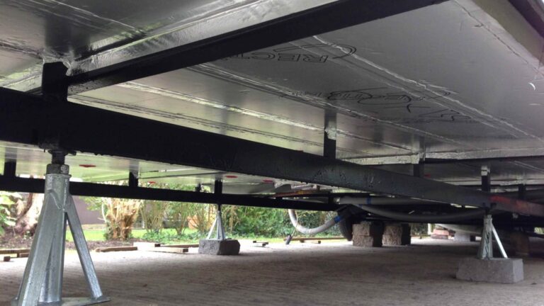 CHASSIS COATING AXLE STANDS